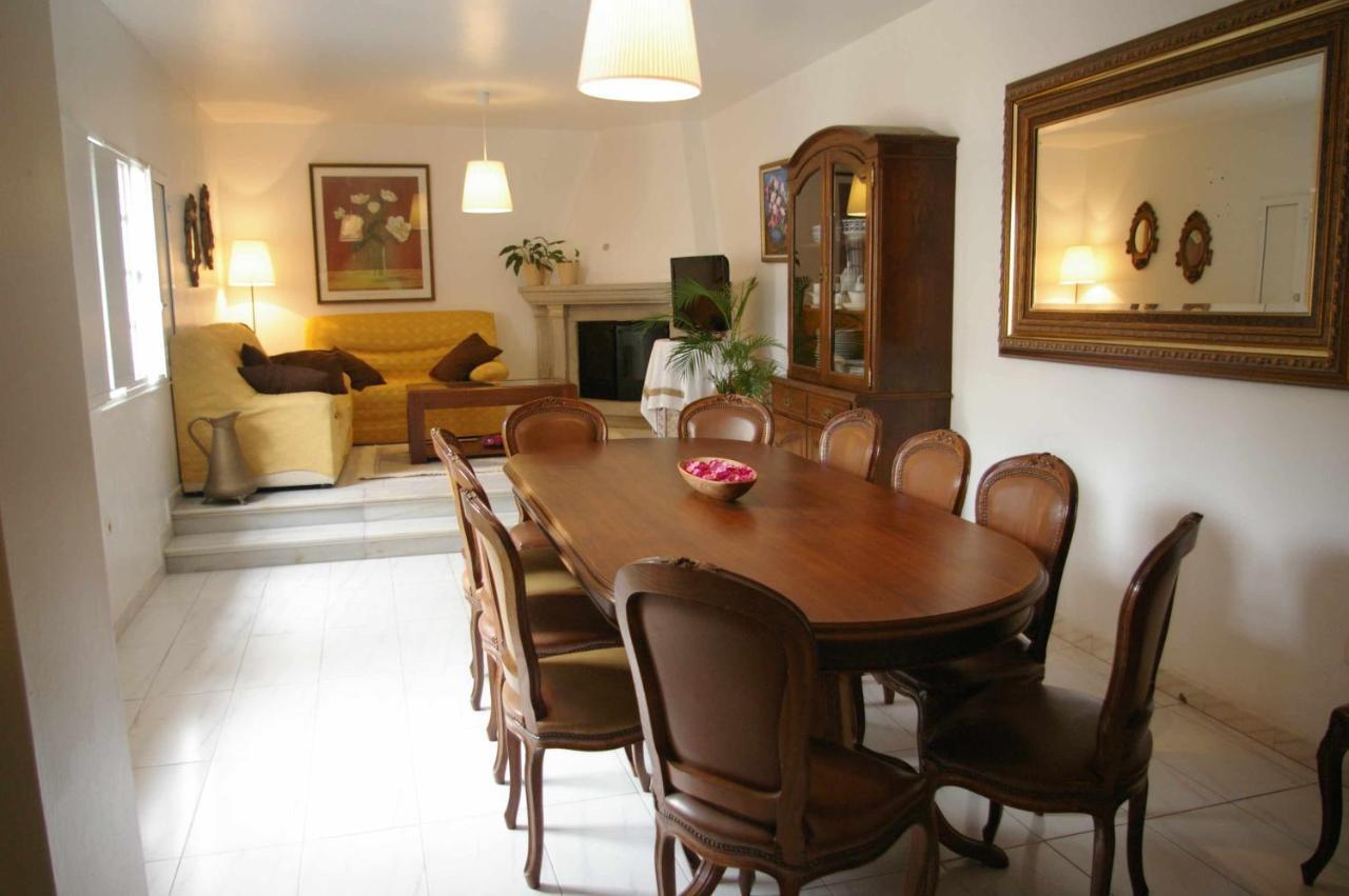 Вилла Vivienda Tradicional Con Jardin Y Patio Interior Вильянуэва-де-Ароса Экстерьер фото